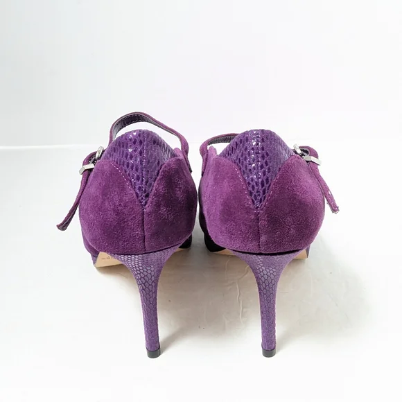 NWT White House black market suede heels - Picture 7 of 16